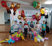 «АЛАНС» проводил будущих первоклассников в школу